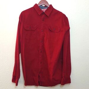SLIGHTLY USED WRANGLER COMFORT FLEX COLOR RED SIZE LT